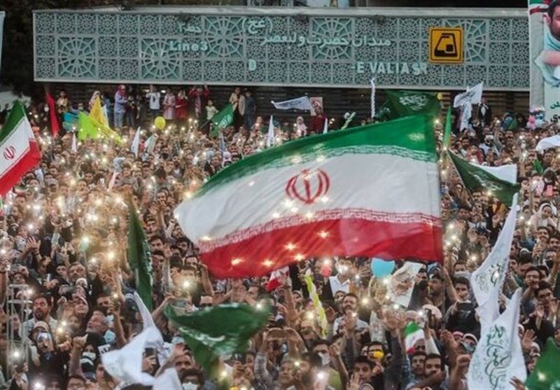 Téhéran en fête : Une marée humaine célèbre la naissance de l&rsquo;Imam Mahdi